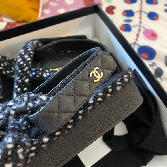 Chanel Sandals SZ 39 black 100%auth - Picture 6 of 15